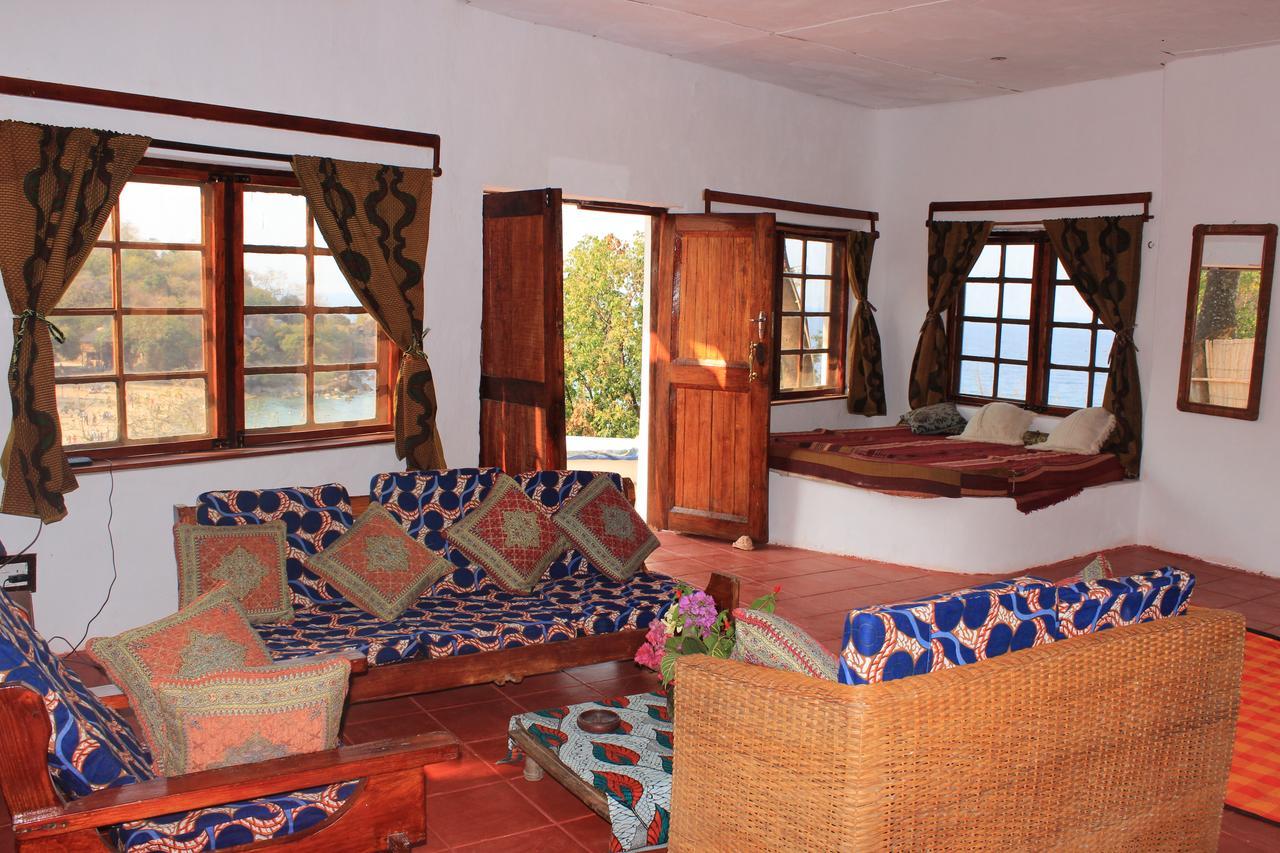 Njaya Lodge Nkhata Bay Exterior foto