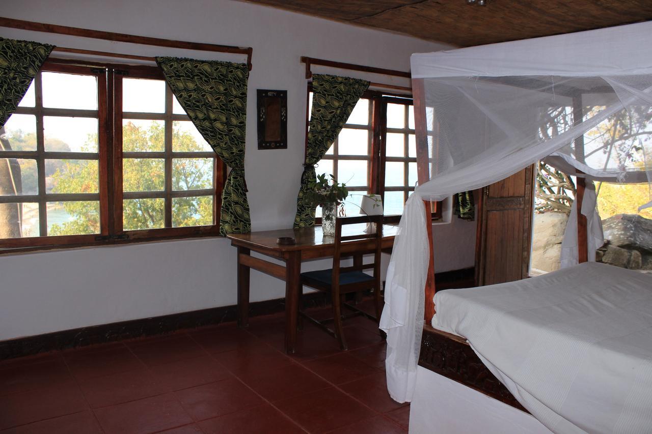 Njaya Lodge Nkhata Bay Exterior foto