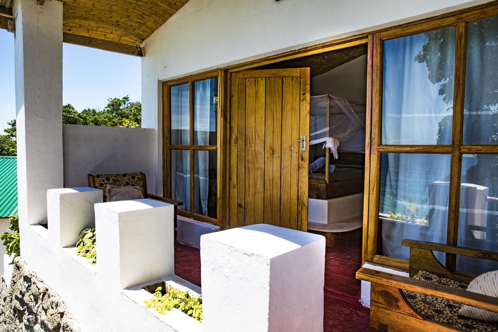 Njaya Lodge Nkhata Bay Exterior foto