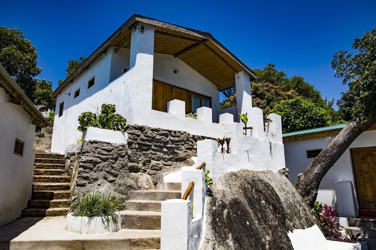 Njaya Lodge Nkhata Bay Exterior foto